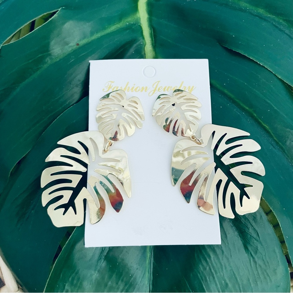 Tropical palm leaf earrings and leaf necklace vacation set in gold & green NWT - Picture 6 of 16